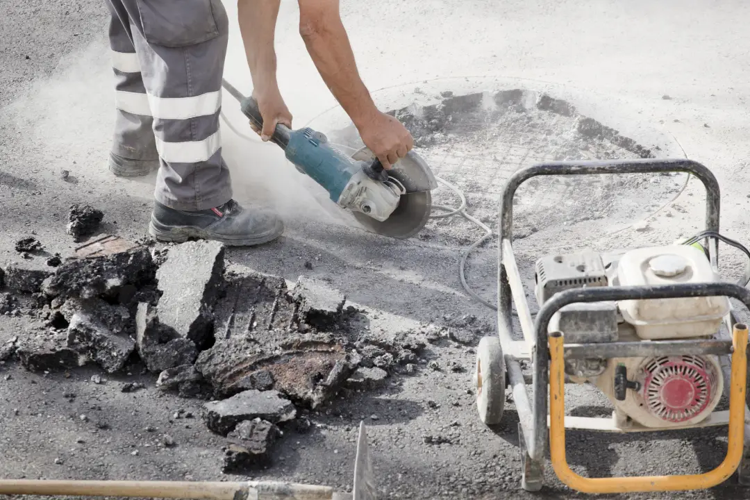Concrete vs. Asphalt – Choosing the Right Material for Your Commercial Property with ALC Property Maintenance